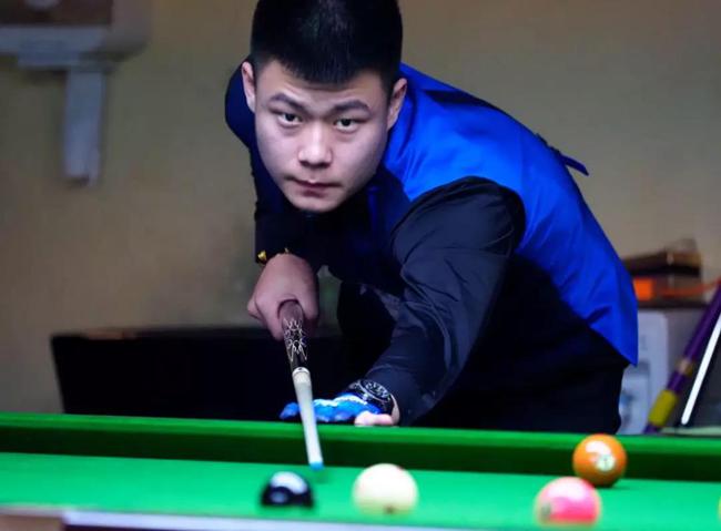 他不止一次 他不止一次