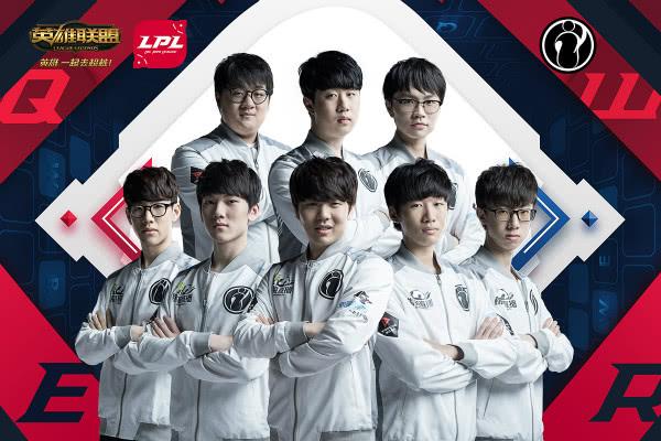 在职业足球 在职业足球