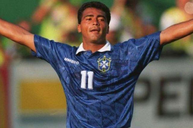 保持冷静的 保持冷静的