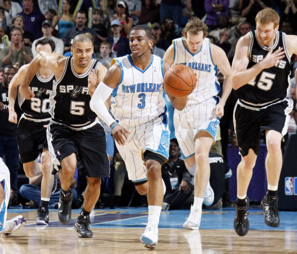 肘击染红 肘击染红