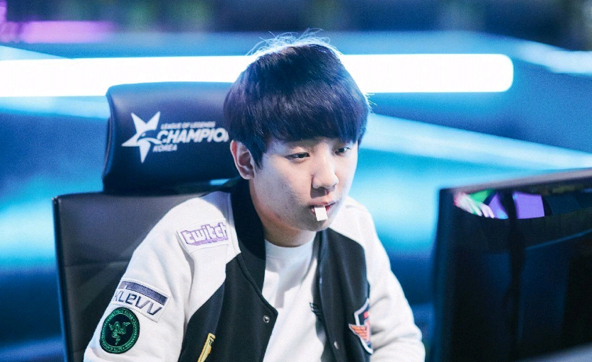 息引起了足 息引起了足