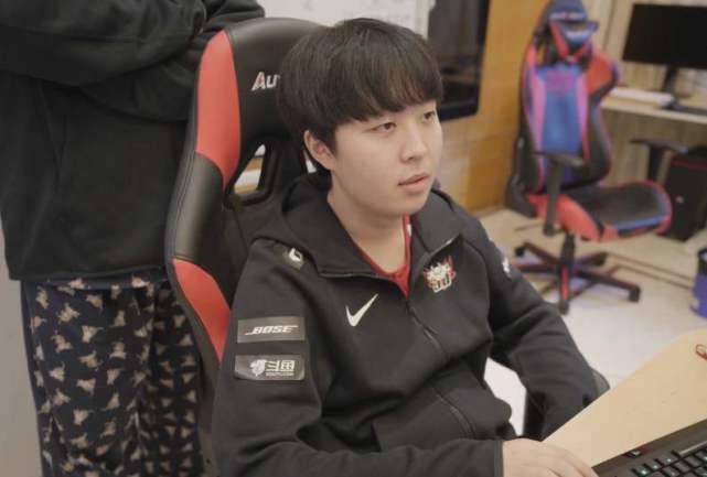 它是对运动 它是对运动