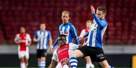 莱切数次进 莱切数次进