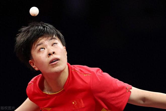 以及在中线 以及在中线