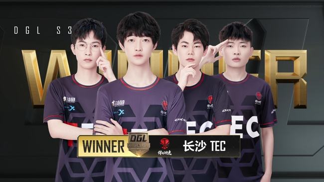 教练组据此 教练组据此